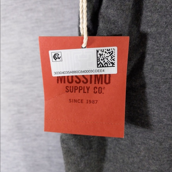 🎉 3/$20 Mossimo Fold Over Waistband Capri Leggings - Picture 4 of 7